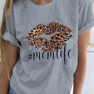 GRAPHIC NWOT WOMENS TSHIRT TEE TOP CAUSAL GRAY BLACK FALL GIFT SHIRT SZ S SMALL